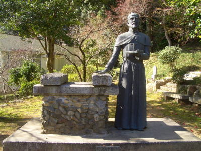 ���ӥ����Ƽ��