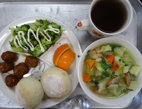 明石　保育園　給食