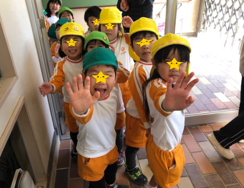明石 保育園 お散歩