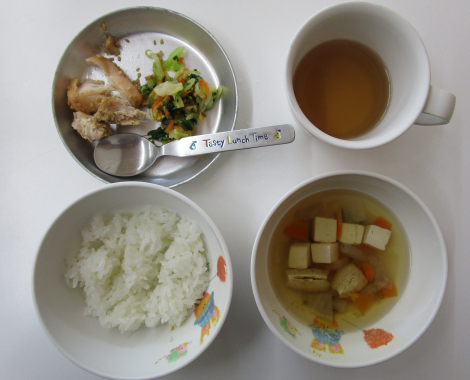明石　保育園　給食