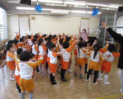 明石 保育園 ダンス