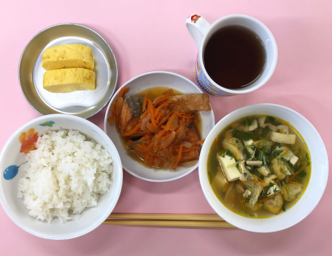 明石 保育園 給食1