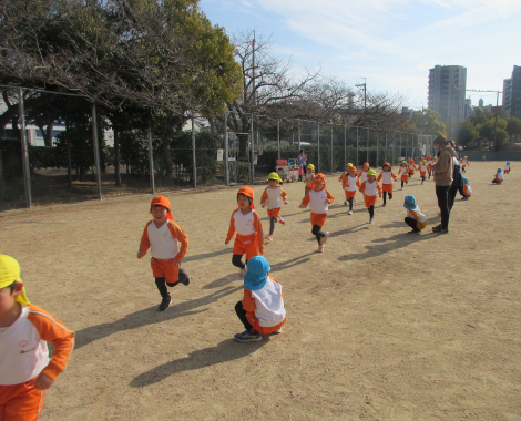 明石　保育園　マラソン