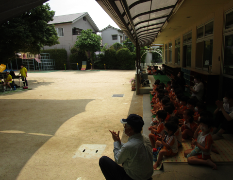明石 保育園 園庭