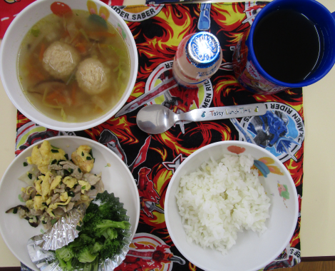 明石 保育園 給食