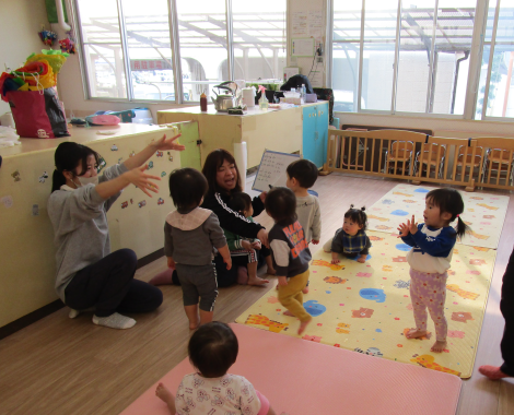 明石　保育園　競争
