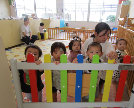 明石 保育園 0歳児