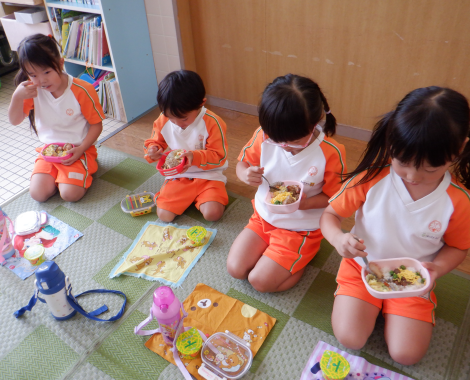 明石　保育園　弁当１