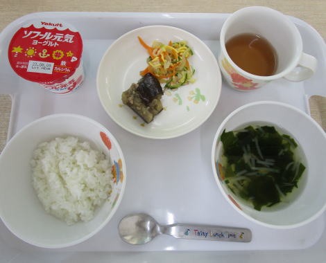 明石　保育園　給食