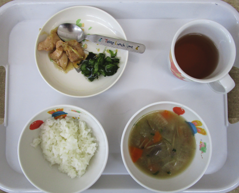 明石 保育園 給食