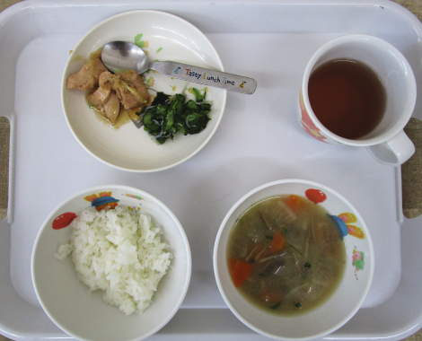 明石　保育園　給食