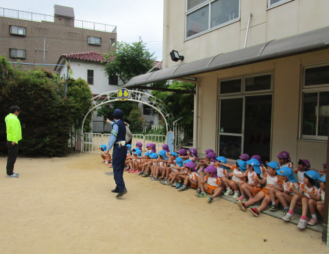 明石 保育園 交通安全