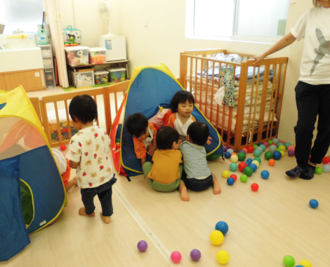 明石　保育園　お部屋遊び