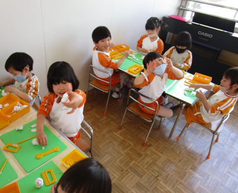 明石 保育園 ねんど