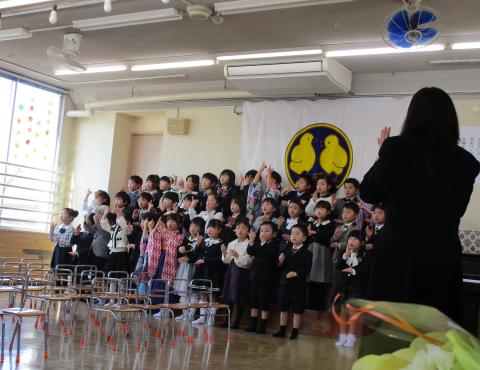 明石　保育園　卒園式２