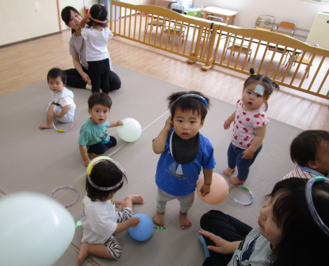 明石 保育園 赤パ