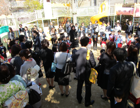 明石　保育園　卒園式