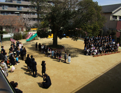 明石　保育園　卒園式３