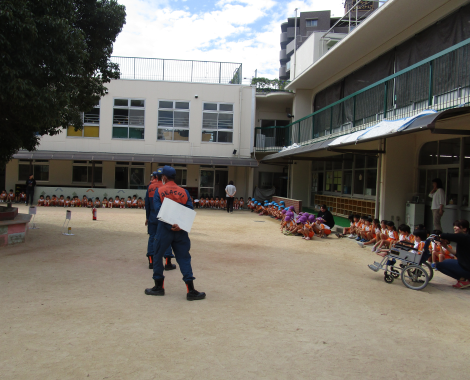 明石　保育園　訓練