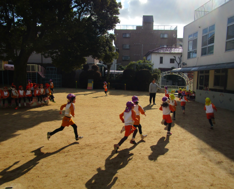 明石　こども園　マラソン