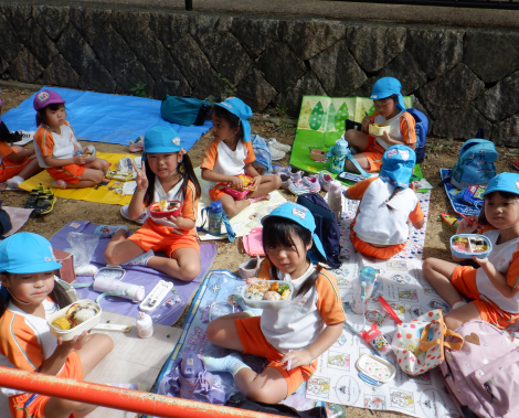 明石 保育園 弁当