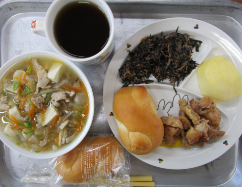 明石 保育園 給食