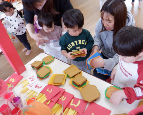 明石 保育園 1歳児