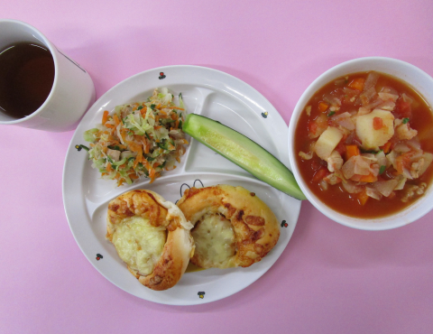 明石 保育園 給食