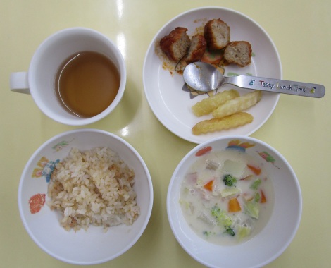 明石市　保育園　給食