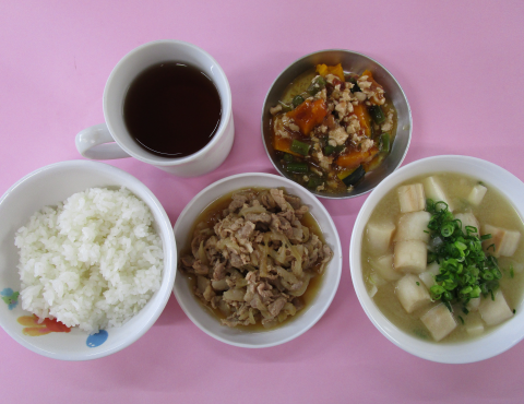 明石　保育園　給食