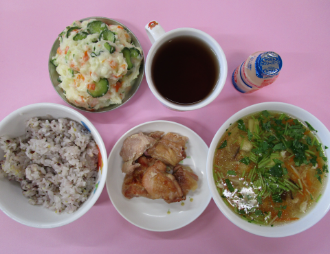 明石 保育園 給食