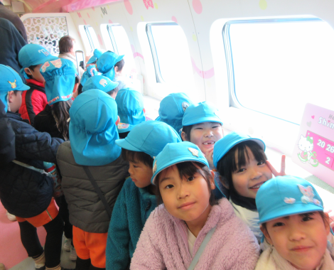 明石 保育園 キティちゃん