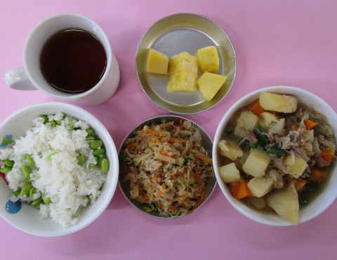 明石 保育園 給食