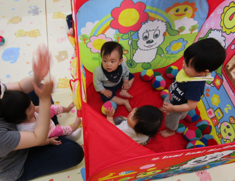明石 保育園 ボールプール