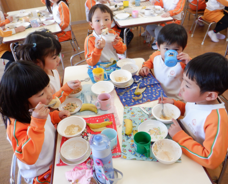 明石 保育園 もち