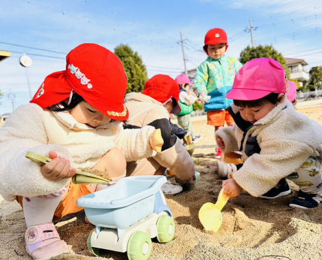 明石 こども園 1歳児