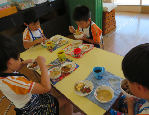 明石　保育園　パスタ