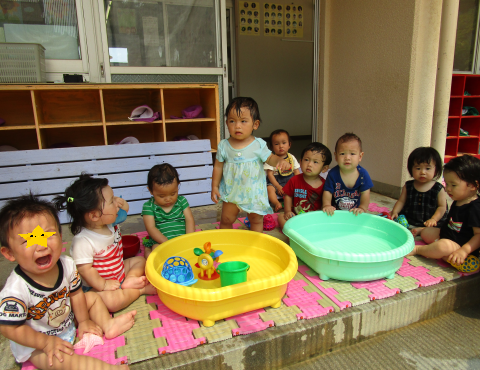 明石 保育園 0歳児