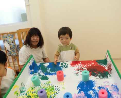 明石 保育園 ボール転がし