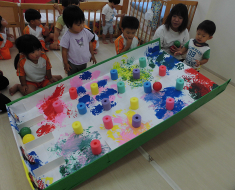 明石 保育園 玉転がし