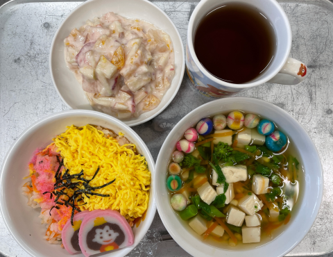 明石 保育園 給食