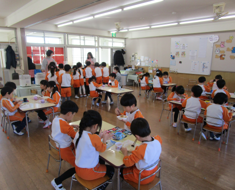 明石　保育園　もちち