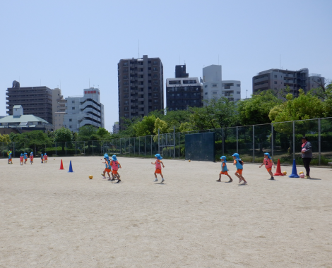 明石　こども園　サッカー