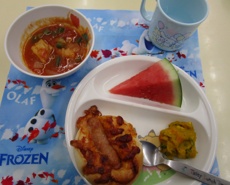 明石　こども園　給食