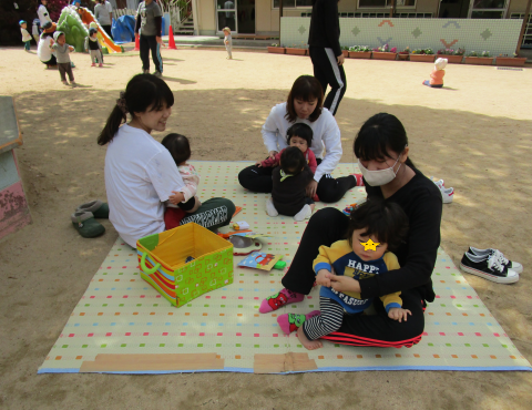 明石　保育園　お外遊び