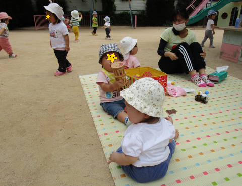 明石 保育園 園庭