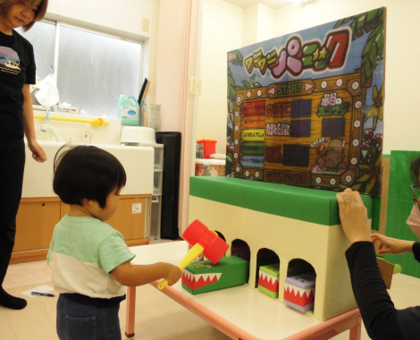 明石 保育園 ワニワニ