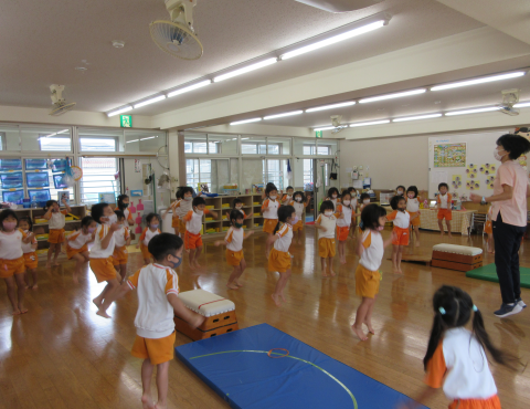 明石 保育園 体操