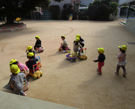 明石 保育園 1歳児