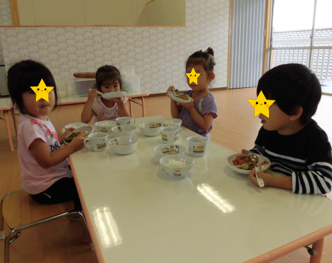 明石 保育園 給食3